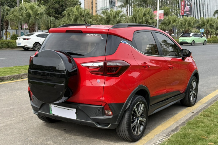 BYD Yuan New Energy 2018 car image #3