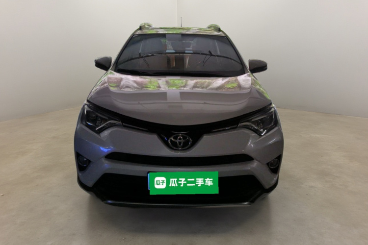 Toyota RAV4 2016 car image #3