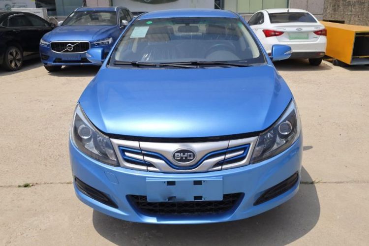 BYD e5 2022 car image #3