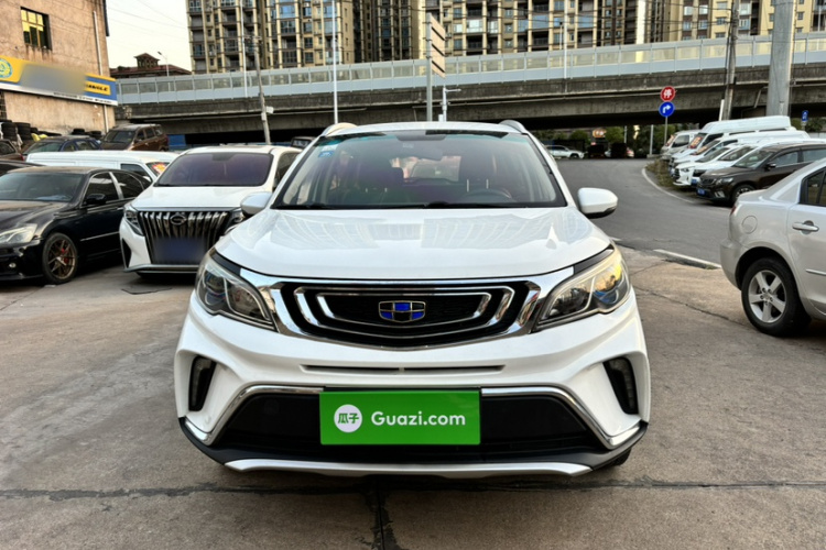 Vision X3 2018 image de voiture #3