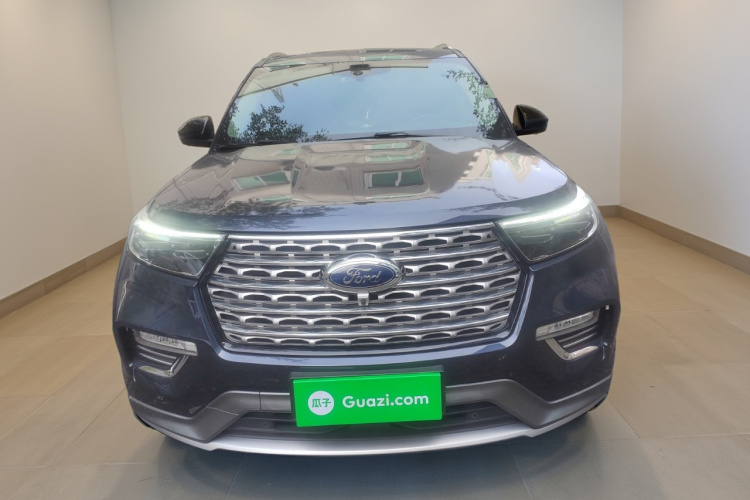 Ford Explorer 2021 car image #3