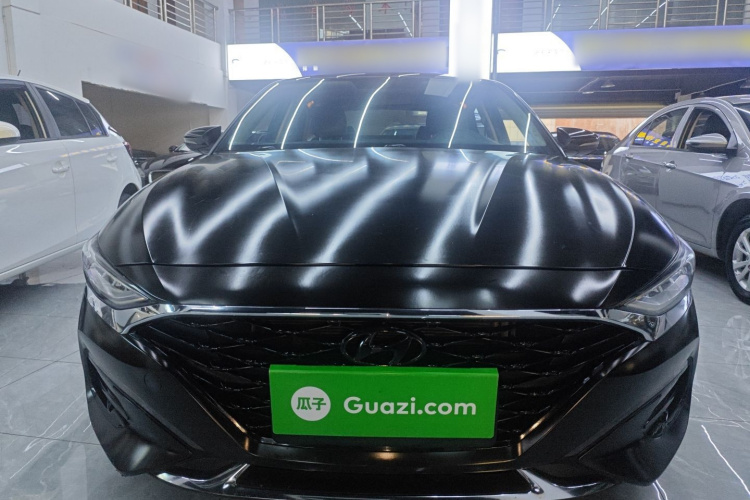 Hyundai Lafesta 2021 car image #3