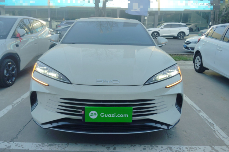 BYD Seal 07 DM-i 2025 imagem de carro #3