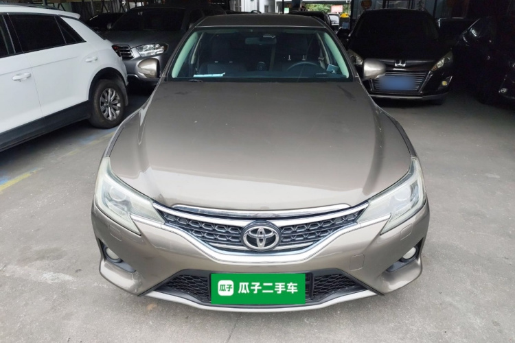 Toyota Reiz 2013 immagine di auto #3