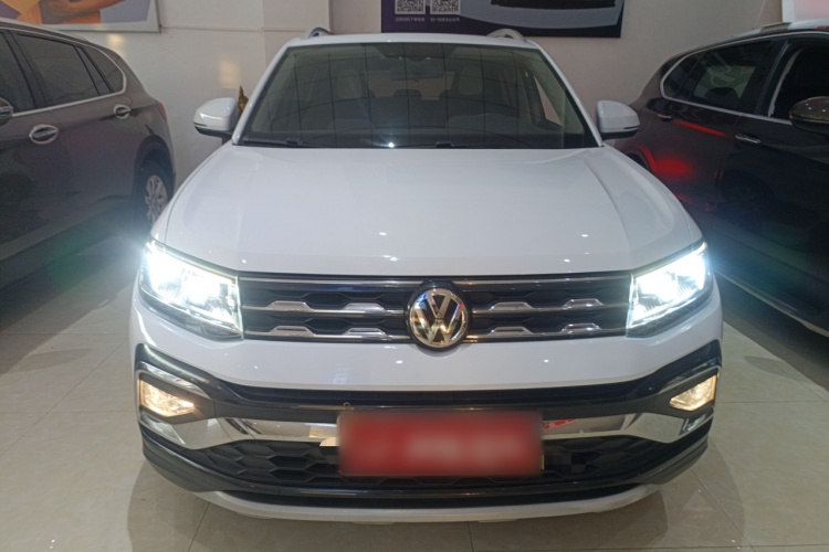 Volkswagen T-Cross 2019 car image #3