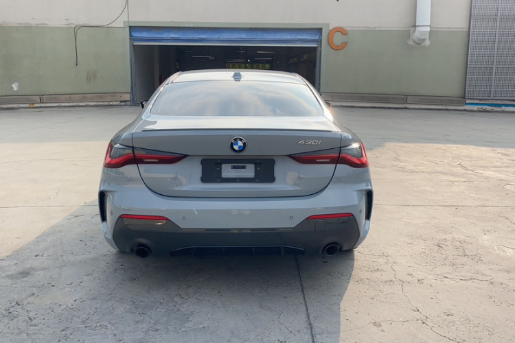 BMW 4 Series 2023 car image #3