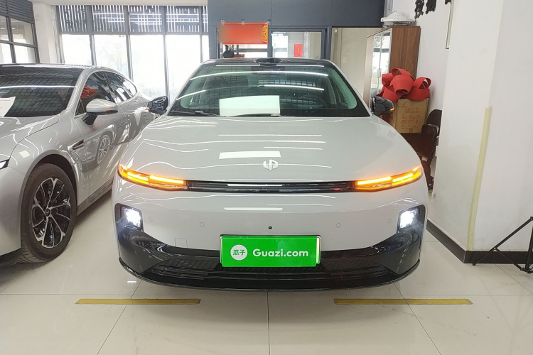 零跑汽车 零跑B01 2025 汽车图片 #3