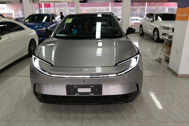 Toyota bZ5 2025 #3 Toyota bZ5 2025 immagine di auto #3