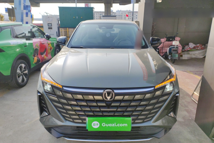 Changan UNI-Z PHEV 2024 car image #3