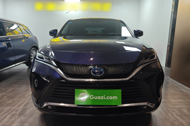 Toyota Harrier 2023 car image #3