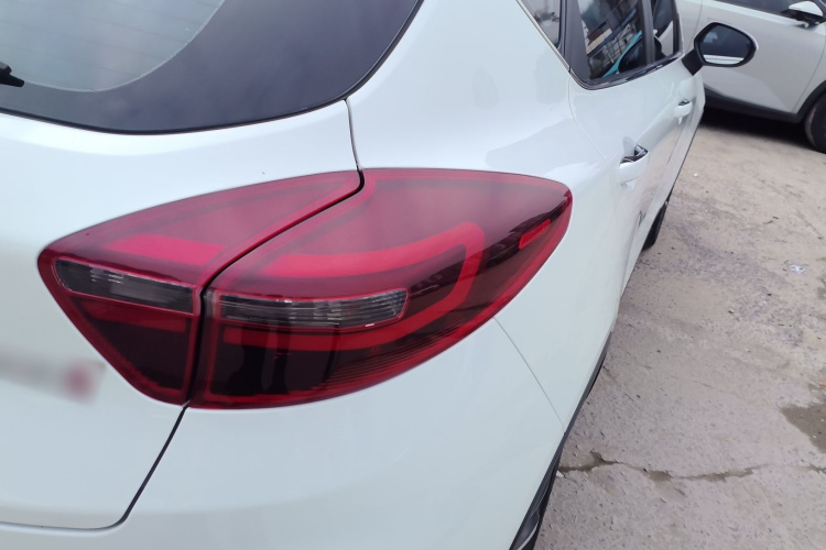 GEELY Emgrand GS 2021 car image #3