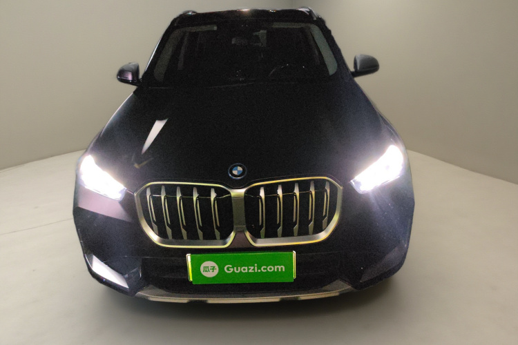 BMW iX1 2024 #3 BMW iX1 2024 car image #3