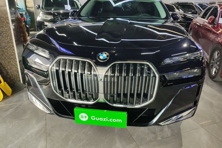 BMW 7 Series 2023 #3 BMW 7 Series 2023 car image #3