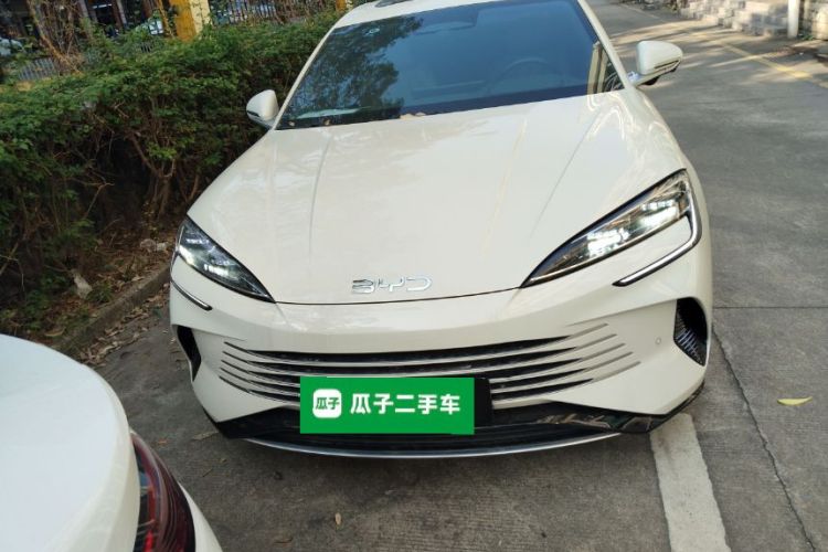 BYD Seal 07 DM-i 2025 car image #3