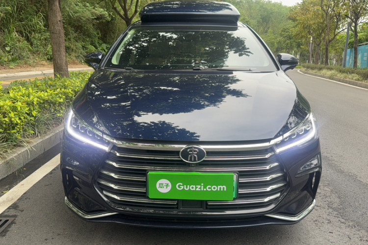 BYD Song MAX New Energy 2023 car image #3