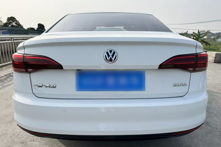 Volkswagen Bora 2020 car image #3
