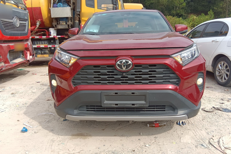 Toyota RAV4 2020 car image #3