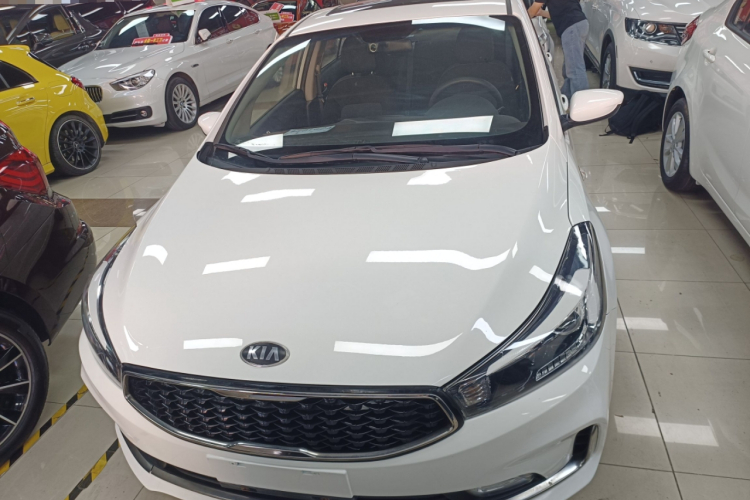 Kia 2017 immagine di auto #3