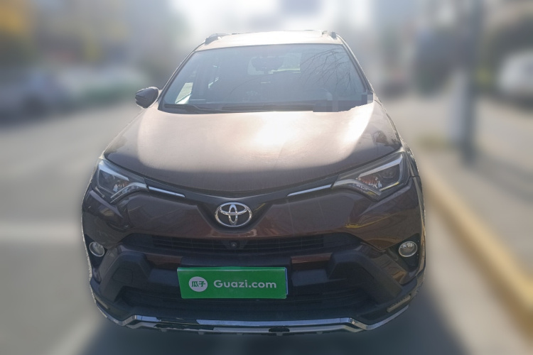 RAV4 2016 car image #3