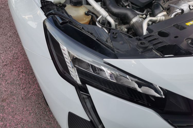 Peugeot 408 2025 car image #3