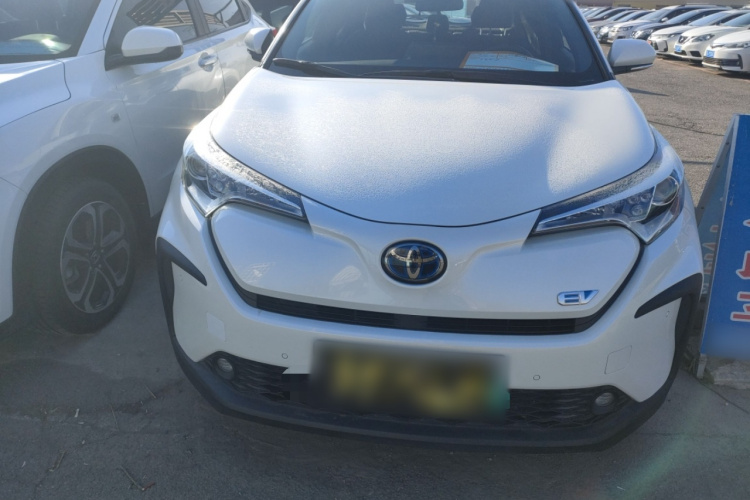 Toyota C-HR EV 2021 immagine di auto #3