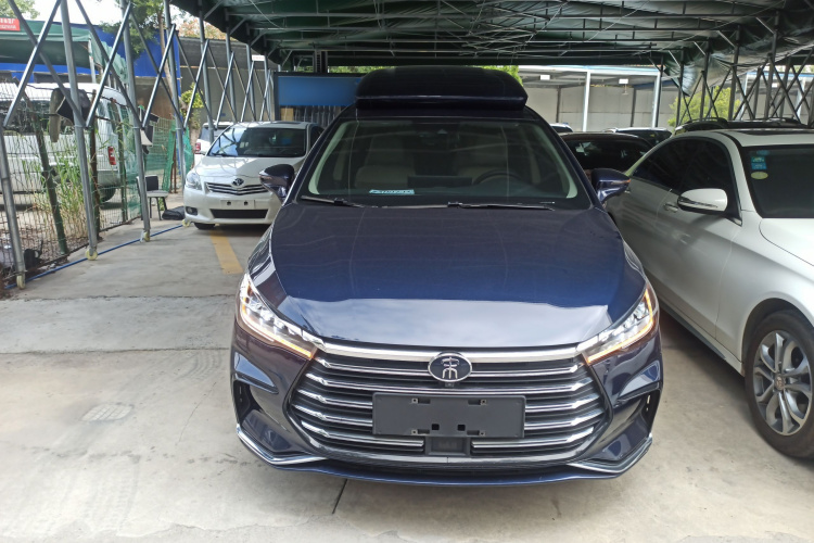 BYD Song MAX New Energy 2023 car image #3