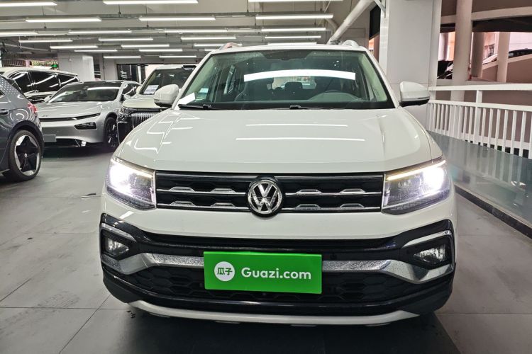 Volkswagen T-Cross 2019 #3 Volkswagen T-Cross 2019 car image #3