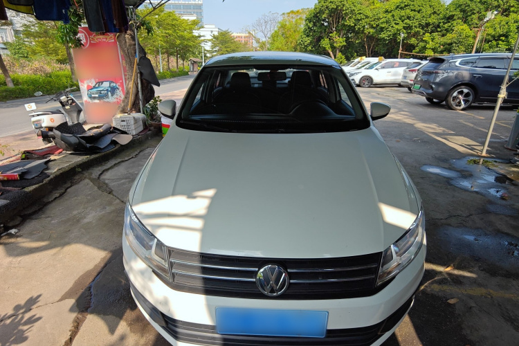 Santana 2019 car image #3