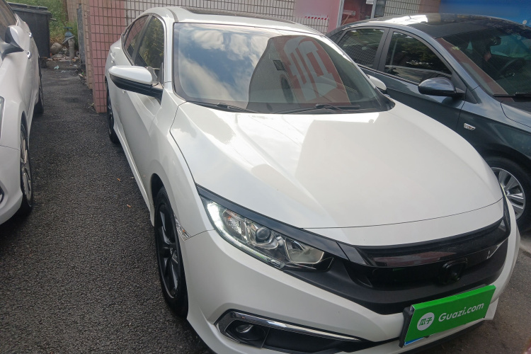 Honda Civic 2021 car image #3