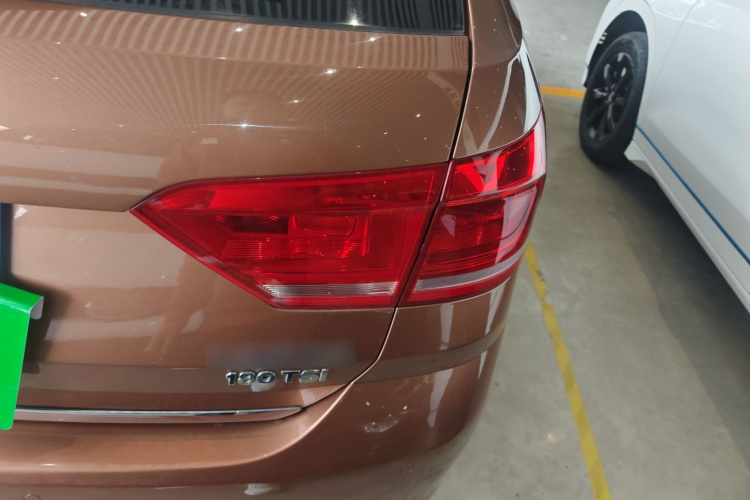 Volkswagen Gran Lavida 2018 immagine di auto #3