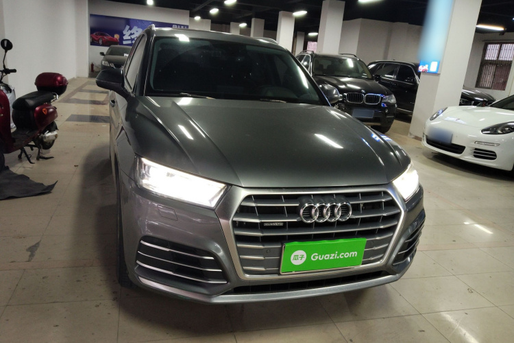 Audi Q5L 2020 car image #3