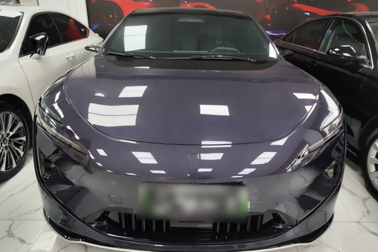 Avatr 12 2024 car image #3