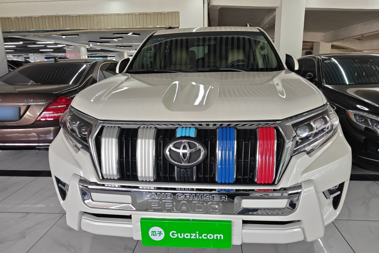 Toyota 2018 car image #3