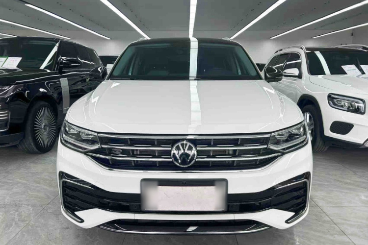 Volkswagen Tiguan X 2023 #3 Volkswagen Tiguan X 2023 car image #3