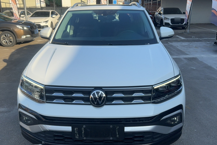 Volkswagen T-Cross 2023 car image #3