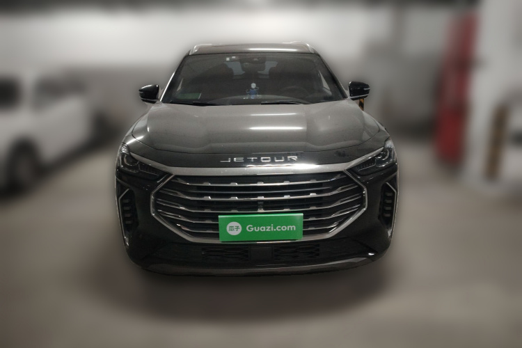 X70 PLUS 2022 car image #3