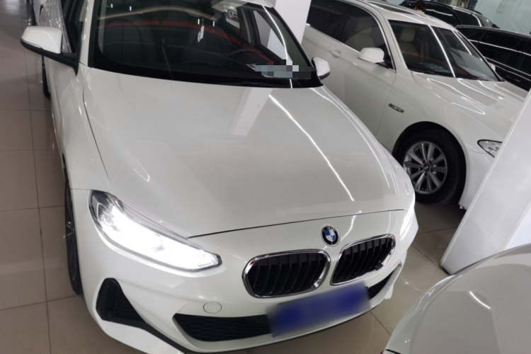 BMW 1 Series 2021 car image #3