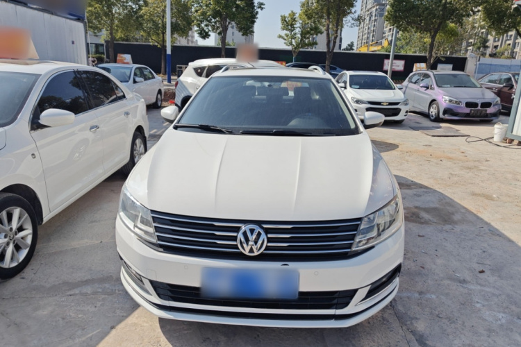 Volkswagen Gran Lavida 2016 immagine di auto #3