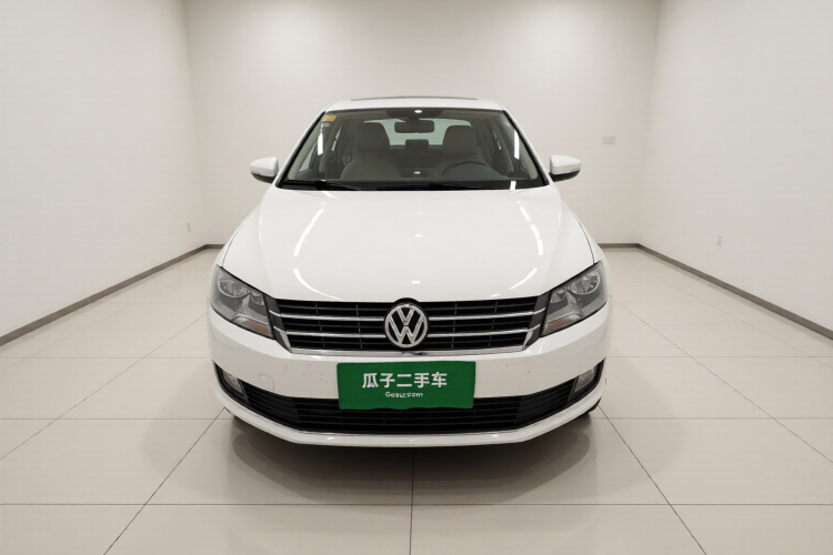 Volkswagen Lavida 2013 car image #3