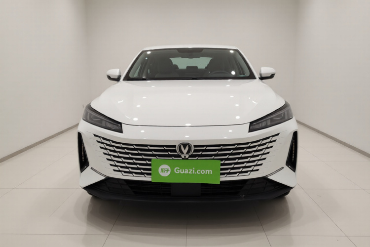 Changan Lamore 2023 #3 Changan Lamore 2023 car image #3