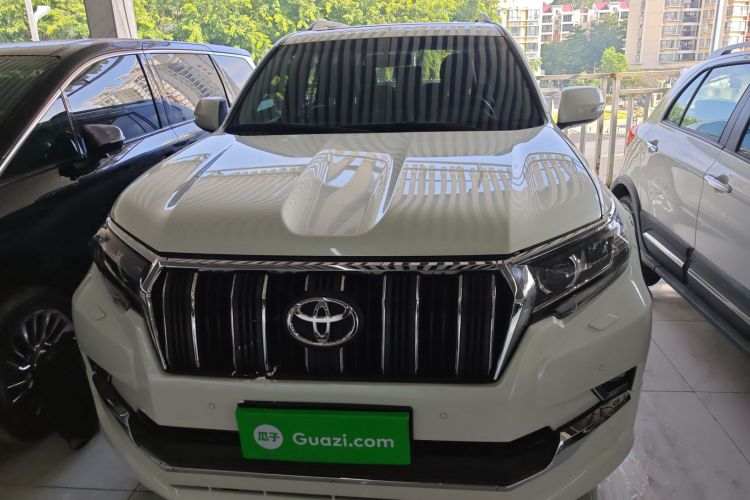 Toyota Land Cruiser Prado 2019 #3 Toyota Land Cruiser Prado 2019 car image #3