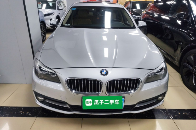 BMW 5 Series 2016 car image #3
