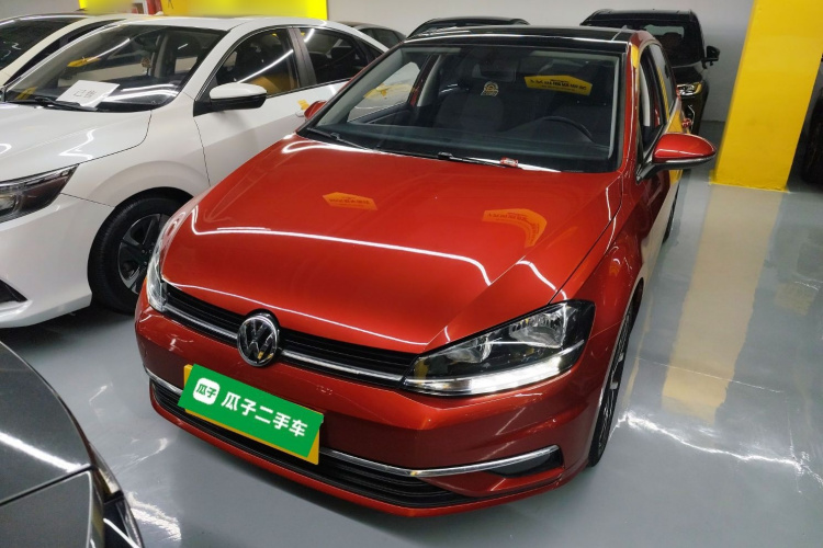 Volkswagen Golf 2020 immagine di auto #3