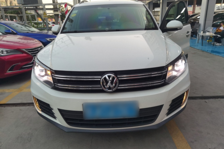 Volkswagen Tiguan 2015 #3 Volkswagen Tiguan 2015 car image #3