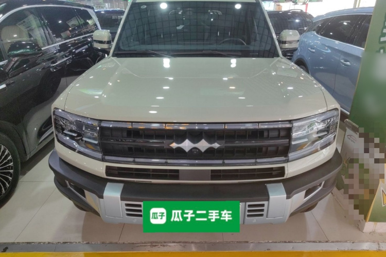 FangChengBao Leopard 5 2024 #3 FangChengBao Leopard 5 2024 car image #3