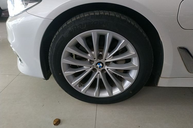 BMW 5 Series New Energy 2020 car image #3