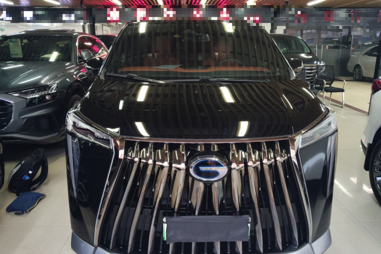 GAC Trumpchi E9 2025 #3 GAC Trumpchi E9 2025 car image #3