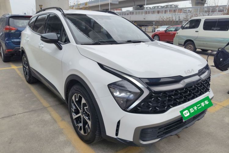 Kia Sportage 2023 car image #3
