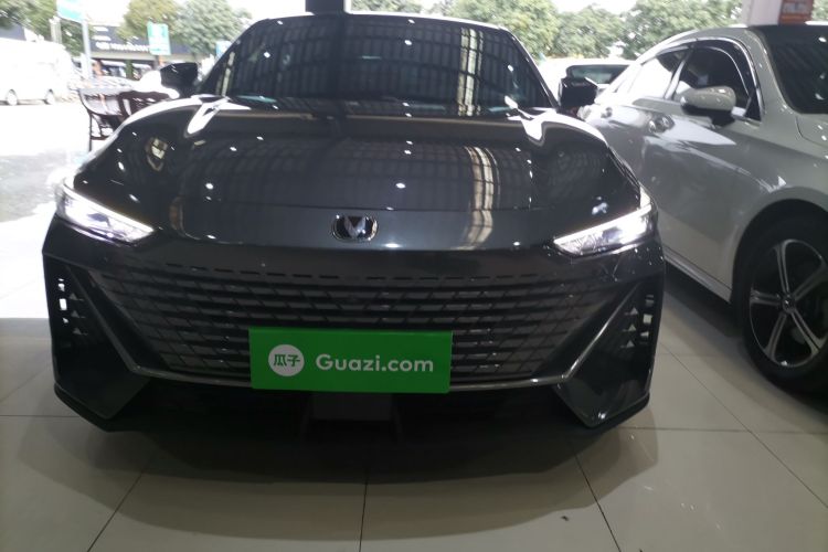 Changan UNI-V 2022 #3 Changan UNI-V 2022 car image #3