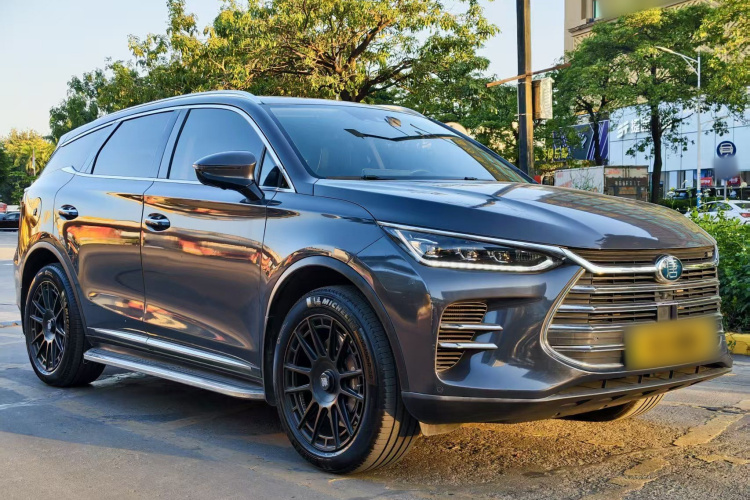 BYD Tang New Energy 2018 #3 BYD Tang New Energy 2018 car image #3